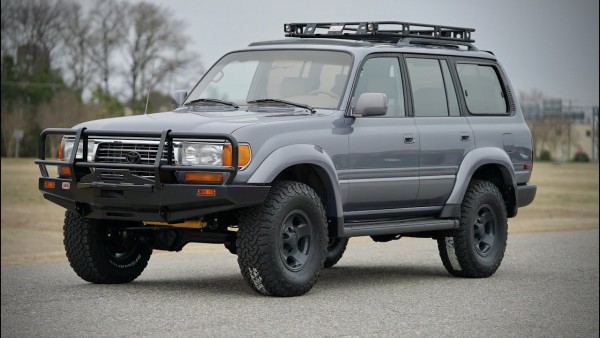 LAND-CRUISER VX